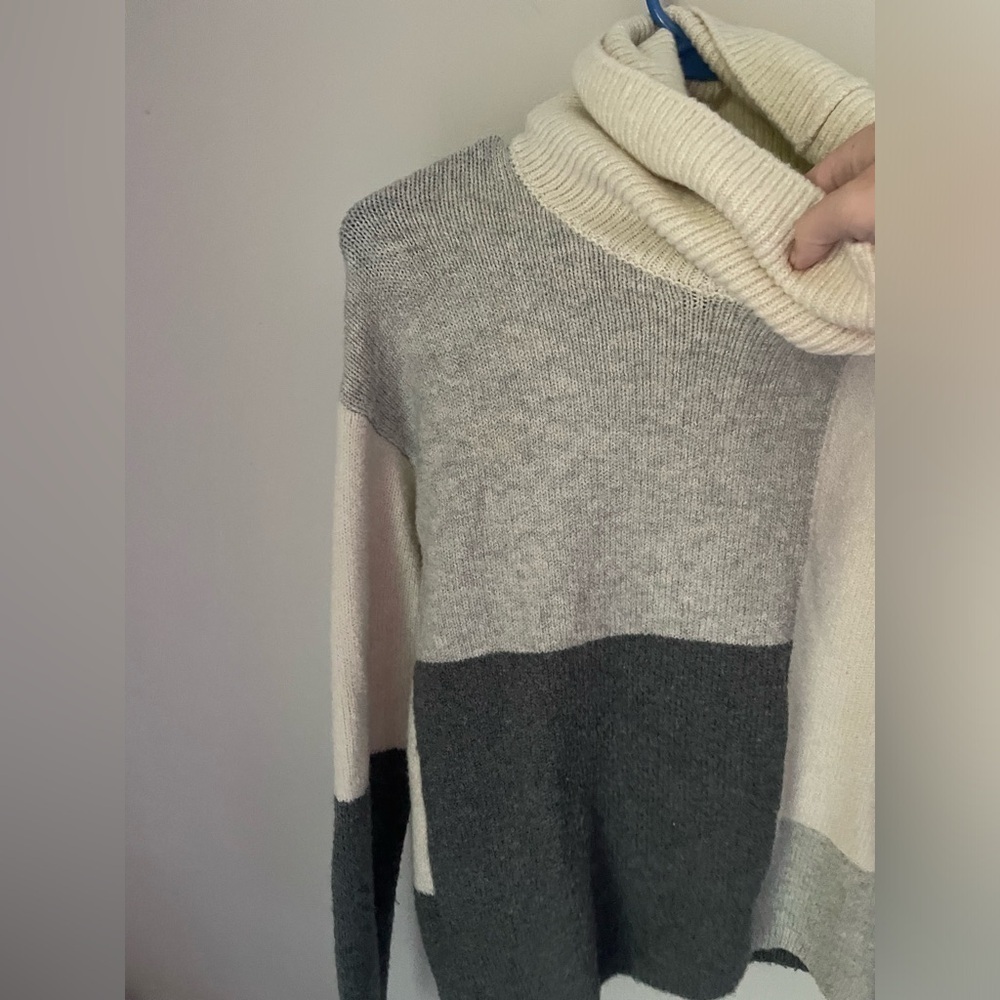 C&C California Color Block Wool Blend Turtleneck … - image 4